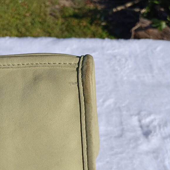 Coach Chunky Case 7165 - Picture 11 of 16